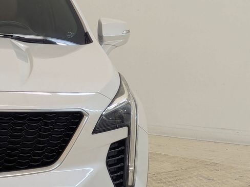 Used 2022 Cadillac XT4 Sport w/ Comfort Package image 11