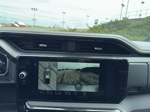 New 2026 GMC Sierra 1500 AT4 w/ AT4 Premium Package AWD/4WD image 21
