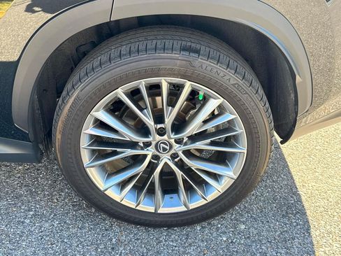 Used 2022 Lexus NX 300h AWD image 4