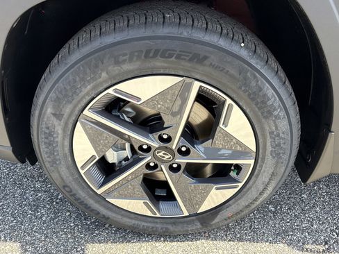 New 2026 Hyundai Tucson SEL image 9