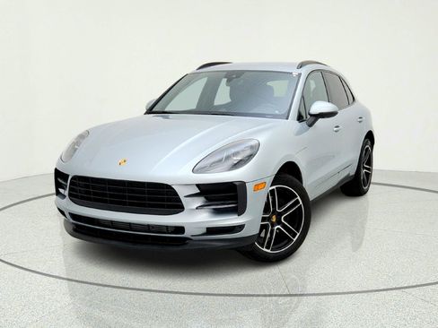 Used 2019 Porsche Macan AWD/4WD image 2