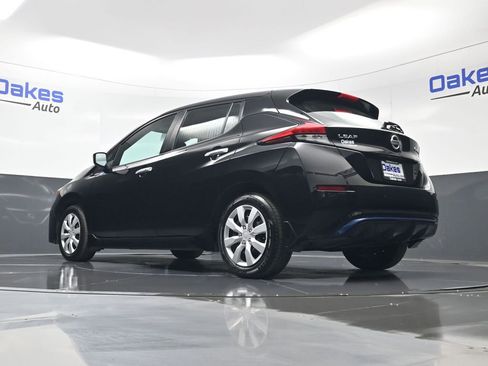Used 2022 Nissan Leaf S image 39