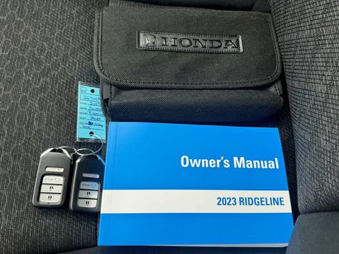 Used 2023 Honda Ridgeline Sport image 34