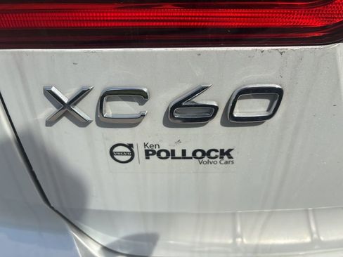 Certified 2024 Volvo XC60 T8 Ultimate w/ Protection Package Premier AWD/4WD image 10