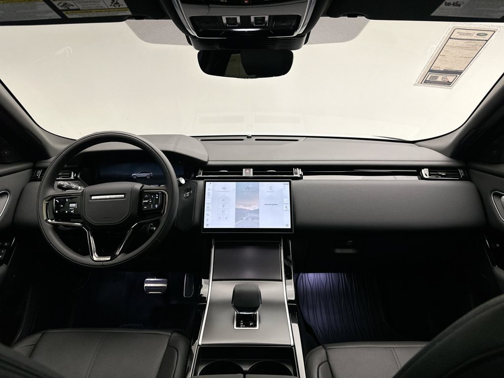 Certified 2026 Land Rover Range Rover Velar Dynamic SE AWD/4WD image 8