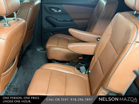 Used 2018 Chevrolet Traverse High Country AWD/4WD image 32