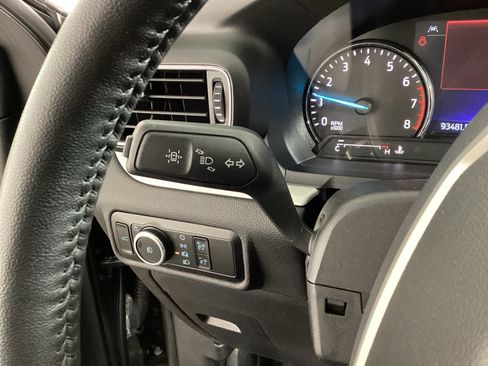 Used 2023 Ford Explorer XLT w/ Equipment Group 202A AWD/4WD image 24