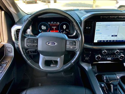 Used 2022 Ford F150 Lariat w/ FX4 Off-Road Package image 5