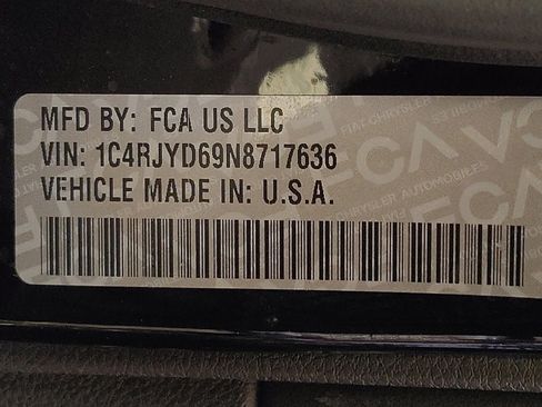 Used 2022 Jeep Grand Cherokee Overland w/ Advanced Protech Group III AWD/4WD image 33