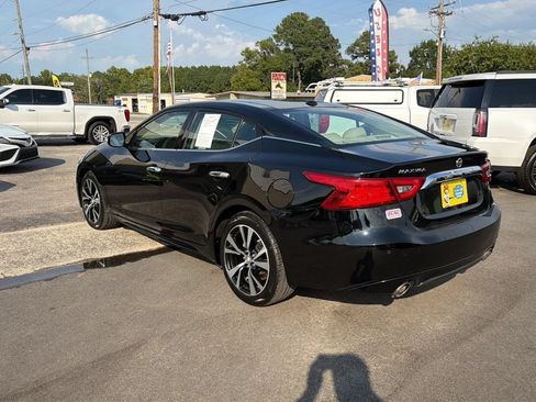 Used 2018 Nissan Maxima 3.5 SL FWD image 3