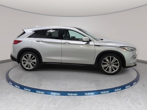 Certified 2020 INFINITI QX50 Sensory w/ Climate Package AWD/4WD image 4