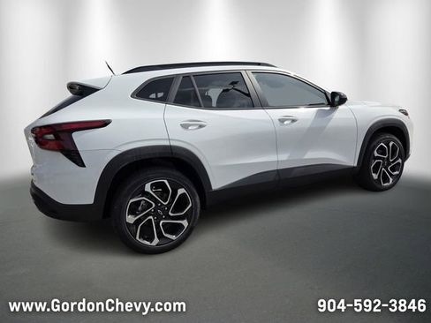 New 2025 Chevrolet Trax RS w/ Driver Confidence Package image 7