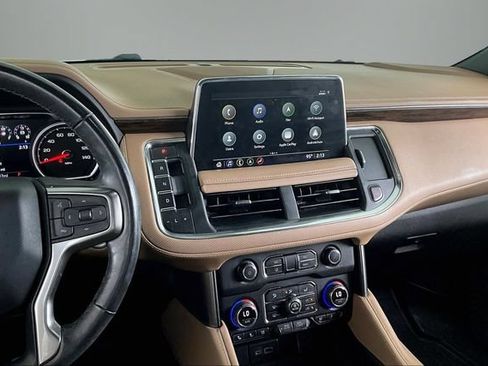 Used 2021 Chevrolet Tahoe Premier RWD image 9