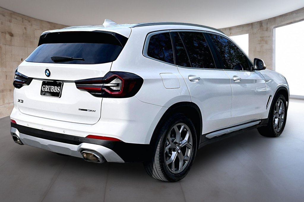 Used 2024 BMW X3 sDrive30i w/ Convenience Package w/ZPA RWD image 2