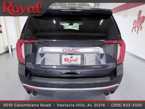 Used 2023 GMC Yukon XL Denali w/ Denali Reserve Package RWD image 5