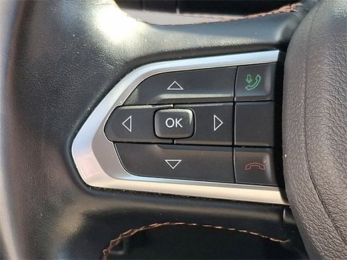 Used 2022 Jeep Compass Limited image 22