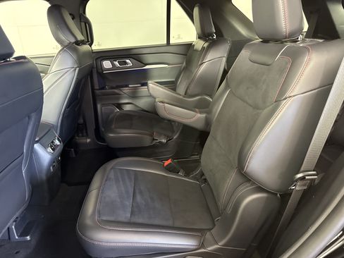 Certified 2025 Ford Explorer ST w/ Sun And Sound Package AWD/4WD image 13