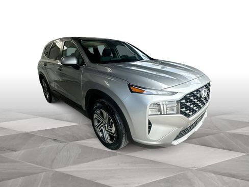 Used 2023 Hyundai Santa Fe SE FWD image 2