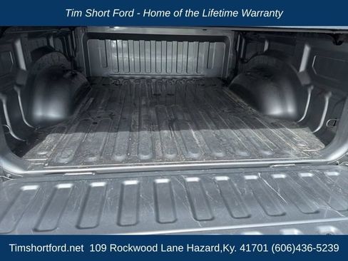 Used 2023 RAM 1500 Laramie AWD/4WD image 7
