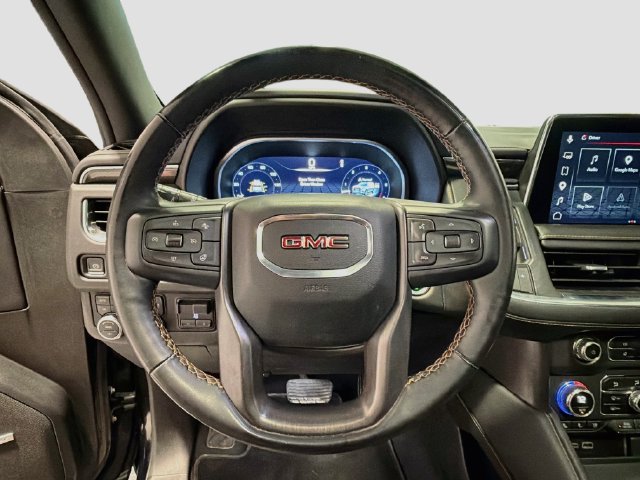 Used 2023 GMC Yukon AT4 w/ AT4 Premium Plus Package AWD/4WD image 10