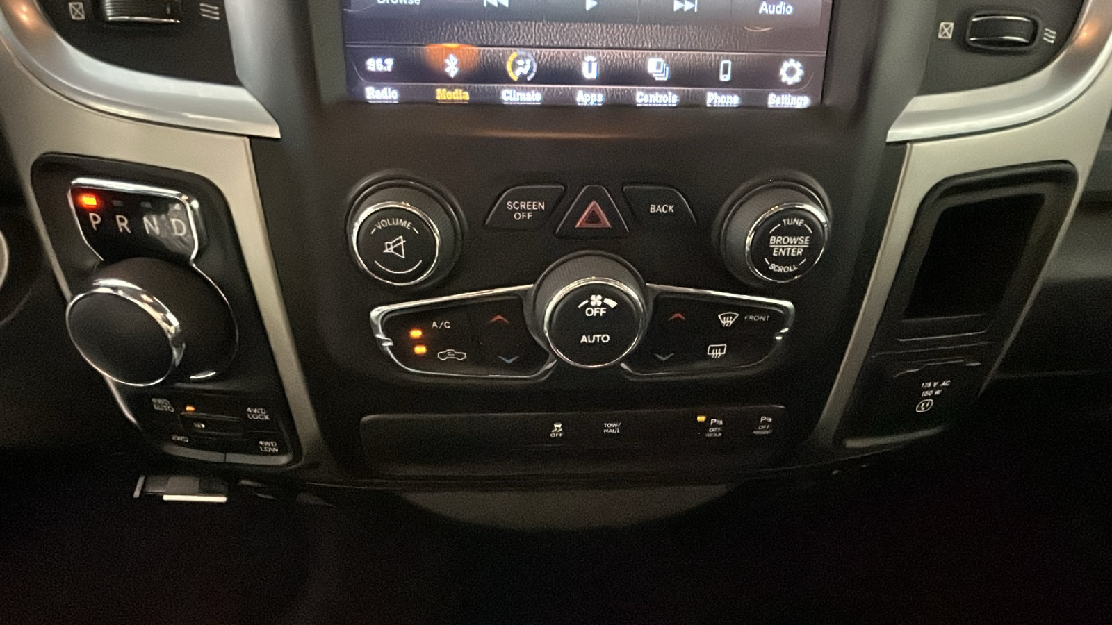Used 2019 RAM 1500 Big Horn AWD/4WD image 26