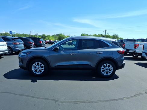 Used 2024 Ford Escape Active AWD/4WD image 2