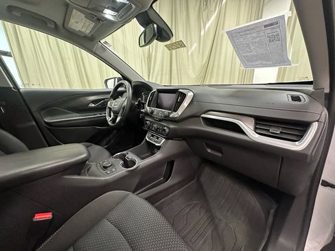 Certified 2023 GMC Terrain SLE w/ Driver Convenience Package image 17