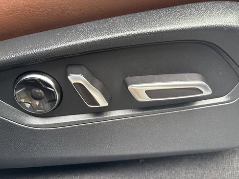 Used 2025 Acura MDX w/ Technology Package image 47