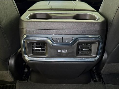 Used 2024 GMC Sierra 1500 Denali w/ Denali Reserve Package AWD/4WD image 25