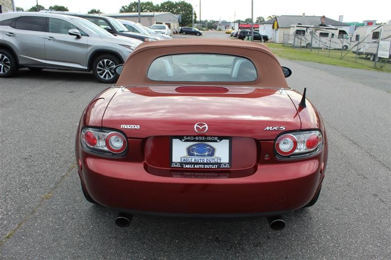 Used 2008 MAZDA MX-5 Miata Touring w/ Suspension Pkg RWD image 6