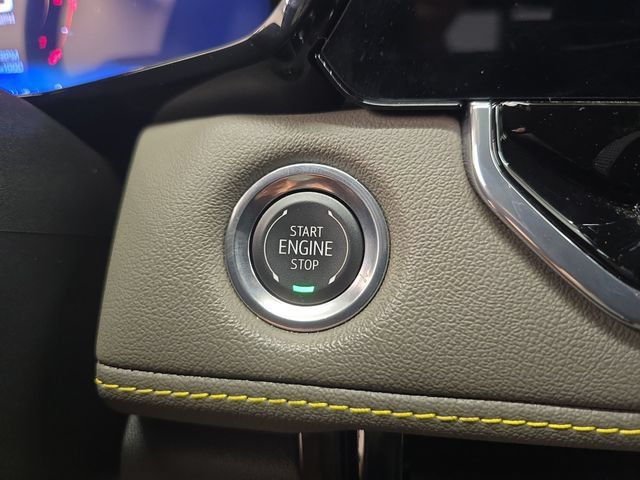 Used 2024 Chevrolet Colorado ZR2 w/ ZR2 Convenience Package III AWD/4WD image 32