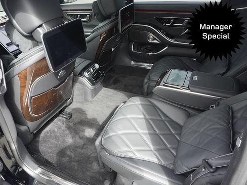 Used 2025 Mercedes-Benz Maybach S 680 4MATIC image 29