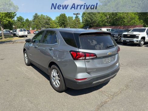 Used 2023 Chevrolet Equinox LT FWD image 4