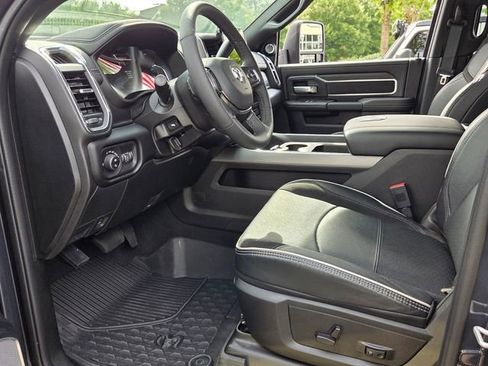 New 2026 RAM 2500 Laramie AWD/4WD image 7