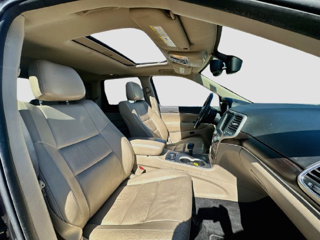 Used 2014 Jeep Grand Cherokee Limited AWD/4WD image 29