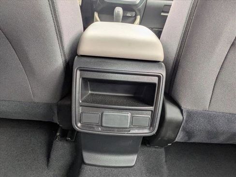 Certified 2025 Subaru Forester image 13