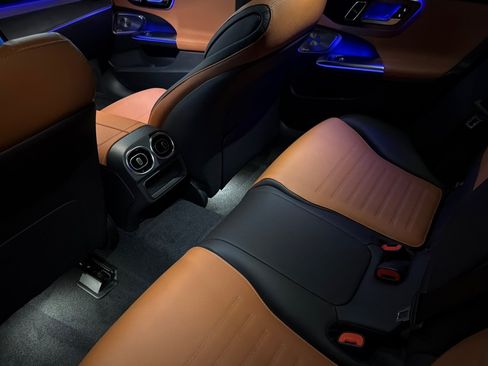 New 2026 Mercedes-Benz C 43 AMG 4MATIC Sedan image 11