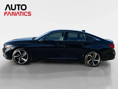 Used 2019 Honda Accord Sport image 2