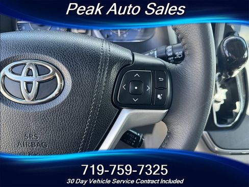 Used 2016 Toyota Sienna XLE Premium image 19