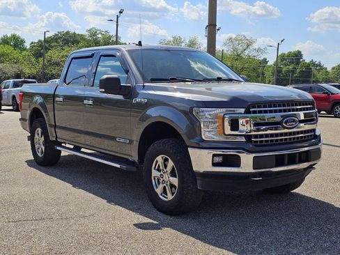 Used 2020 Ford F150 XLT w/ Equipment Group 302A Luxury AWD/4WD image 10