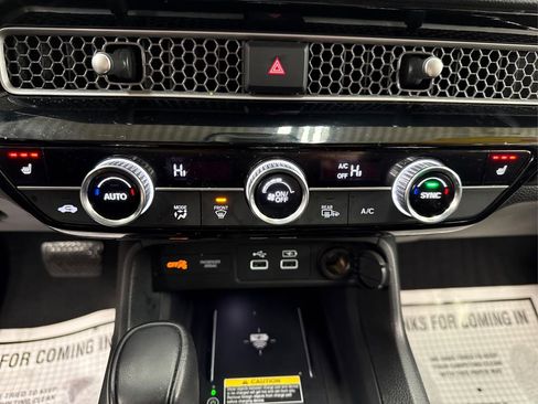 Used 2023 Honda Civic Touring image 28