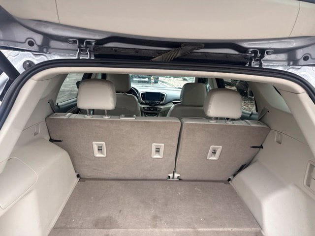 Used 2023 GMC Terrain Denali AWD/4WD image 34