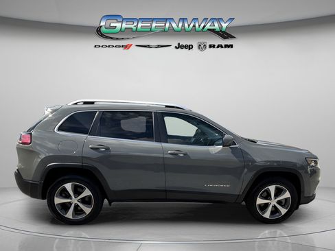 Used 2020 Jeep Cherokee Limited image 5