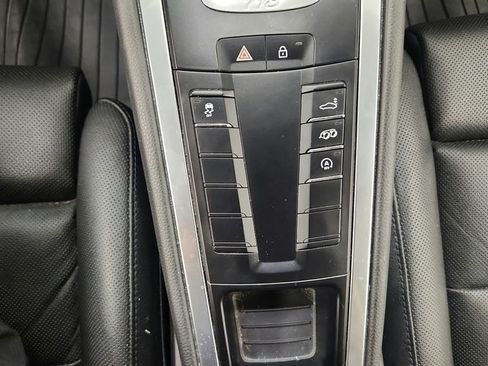 Used 2019 Porsche 718 Cayman S RWD image 39