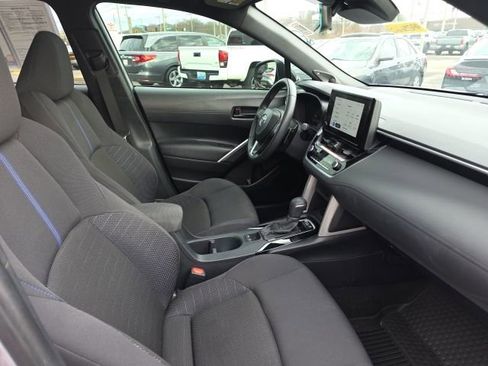 Certified 2024 Toyota Corolla Cross SE w/ Moonroof Package image 9