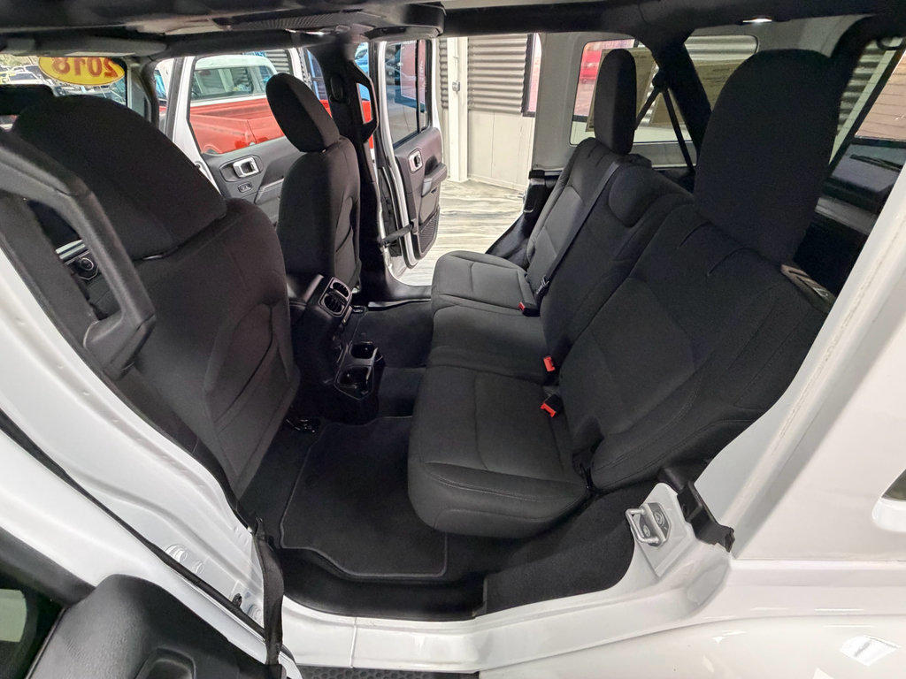 Used 2018 Jeep Wrangler Unlimited Sahara w/ Uconnect 4C Nav & Sound Group AWD/4WD image 48