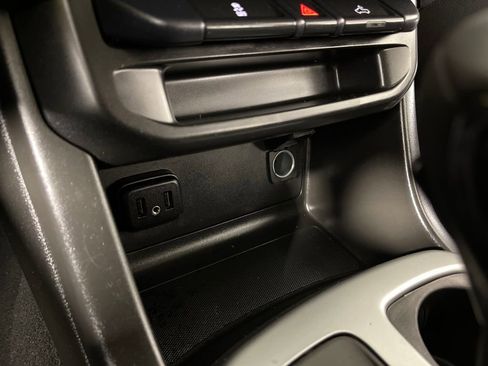 Used 2022 Chevrolet Colorado LT w/ Redline Special Edition image 30