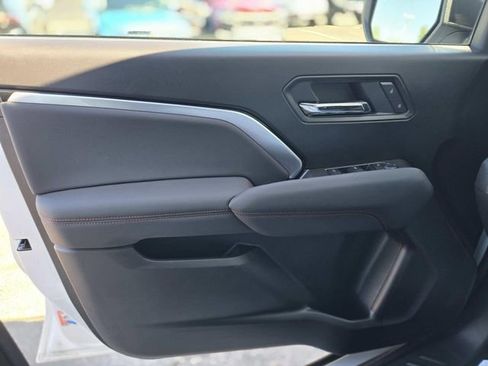 Used 2026 Chevrolet Colorado Z71 image 29
