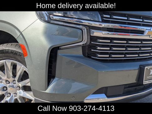Used 2023 Chevrolet Suburban Premier image 2