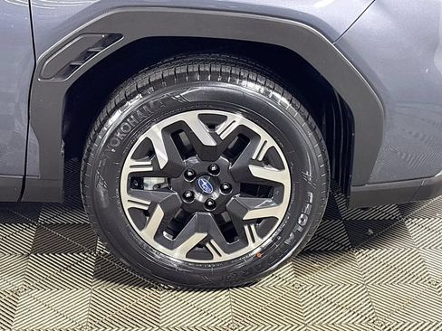 Certified 2025 Subaru Forester Premium AWD/4WD image 24